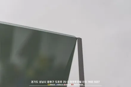 성남 테슬라 썬팅 톡톡 튀는 바디색에 어울리는 블락포디 썬팅필름 / 성남시 중원구 도촌동
