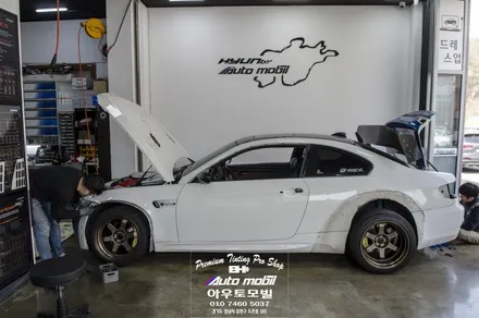 bmw e92 M3 Superchargers manual ! LB Performance 기존 랩핑 제거하고 사틴블랙으로 LB 바디킷에 정말 잘어울려요!!성남 분당 랩핑 아우토모빌 / 성남,분당,판교