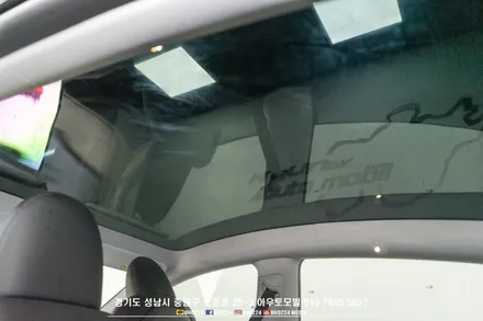 성남 테슬라 썬팅 톡톡 튀는 바디색에 어울리는 블락포디 썬팅필름 / 성남시 중원구 도촌동