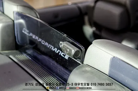 BMW E93 3시리즈 컨버터블 블랙박스 후방카메라 깔끔하게 장착하고 싶으면? 투명 아크릴 윈드 디플렉터를 활용하세요! / 성남,분당,판교
