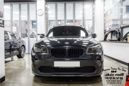 BMW  X1 수입차 블랙박스 하이패스 보조배터리    장착 라이트필름 성남 아우토모빌 / 성남,분당,판교