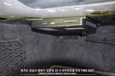 성남분당 수입차네비매립 벤츠 W204 C클래스 차량에 안드로이드 카블릿 M2C 200a 장착했어요 / 성남,분당,판교