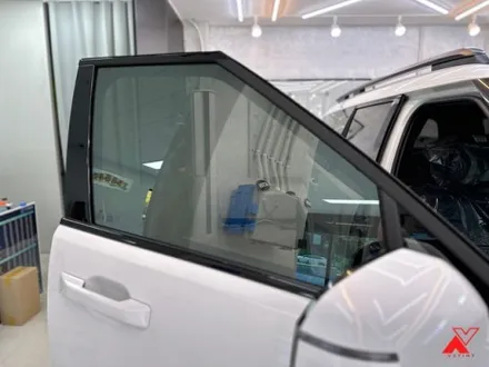 2024 싼타페 MX5 가솔린 2.5T 2WD 7인승 캘리그래피 블랙잉크! 화남양썬팅 브이투틴트에서 더스미스 플럭스 반사썬팅했습니다. / 화성, 동탄, 수원, 오산