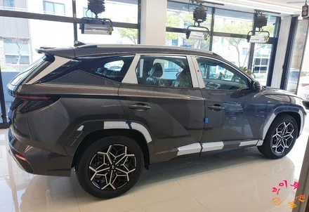 투싼 NX4 아마존그레이 티나인 R100 신차패키지 / 화성, 동탄, 수원, 오산