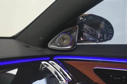 벤츠 S500 (W223) 4D 부메스터 및 액티브 엠비언트 라이트 시공으로 밤운전을 즐겁게 ! - 대구 카인사이드