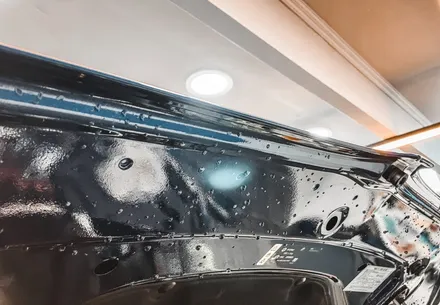 BMW 520i 본넷, 라이트, 실내