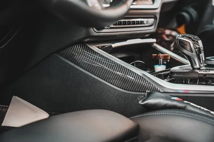 BMW 3시리즈 전용 320i 기어 판넬 엠비언트 & 회오리 스피커 트위터 엠비언트로 실내 감성 튜닝 ! - 들안길 카인사이드