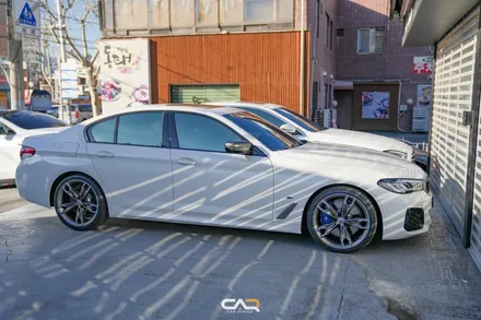BMW M550i 글라스틴트 썬셋 반사 필름 썬팅 시공으로 프라이빗하고 스포티한 느낌주기 ! - 대구 카인사이드