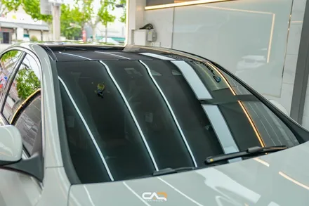 벤츠 C300 (W206) 하버캠프 퓨어본드 신차썬팅으로 고급지고 무게감있는 느낌주기 ! - 대구 카인사이드
