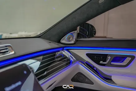 벤츠 S500 매뉴펙쳐 (W223) 4D부메스터 및 액티브 엠비언트로 화려한 실내 돋보이게 하기 ! - 대구 카인사이드
