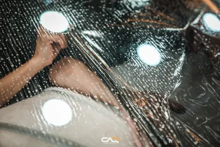 벤츠 EQE 350+ 신차패키지로 하버캠프 로얄본드 썬팅 시공하면 어떤 느낌일지 살펴보기 !