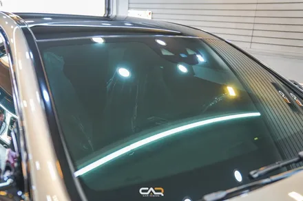 벤츠 E350 (W213) 글라스틴트 선셋Q 신차썬팅으로  고급진 느낌주기 ! - 대구 카인사이드