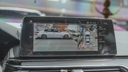 BMW 5시리즈 순정 어라운드뷰 설치작업! 옵션이 없으면 채워 넣으면 됩니다. - 대구 카인 사이드