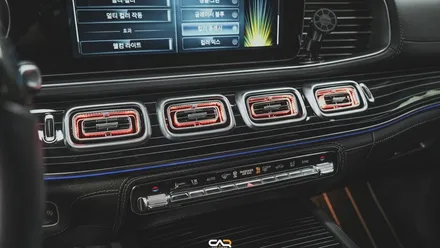 벤츠 GLS 피아노라커트림과, 송풍구엠비언트 작업 초음파융착 방식으로 순정과 같은 공정으로 교체했습니다! -  대구 카인사이드
