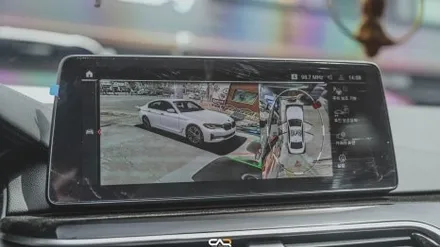 BMW 5시리즈 순정 어라운드뷰 설치작업! 옵션이 없으면 채워 넣으면 됩니다. - 대구 카인 사이드