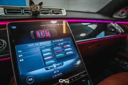 W223 S클래스 아쉽게 빠져버린 액티브 엠비언트 라이트 옵션 추가로 고급스러운 실내 만끽하기 ! - 대구 벤츠 레트로핏