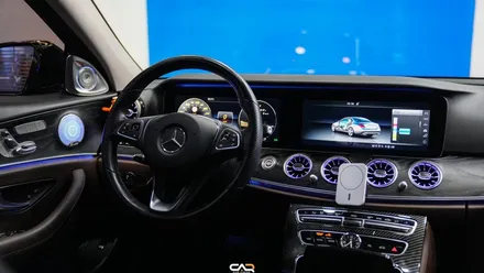 벤츠레트로핏 W213 E300 송풍구엠비언트 시공하면서 부메스터 전동트위터와 미드레인지 커버까지 화려하게 바꿔드렸습니다. - 대구 카인사이드