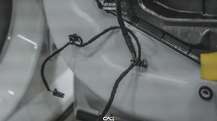 테슬라 모델Y 엠비언트 끝판왕 순정몰딩과 1:1 교체하는 순정형 엠비언트 작업- 대구 카인사이드