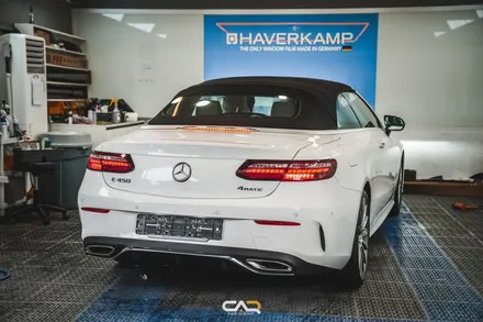벤츠 E450 E클래스 카브리올레 요트블루 베이지 실내 차량에 하버캠프 퓨어본드 썬팅을 더하면 ? - 대구 카인사이드