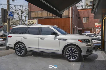 링컨 네비게이터 안드로이드 2열 모니터로 완벽한 풀사이즈 SUV 뒷좌석 만들기 ! - 대구 카인사이드