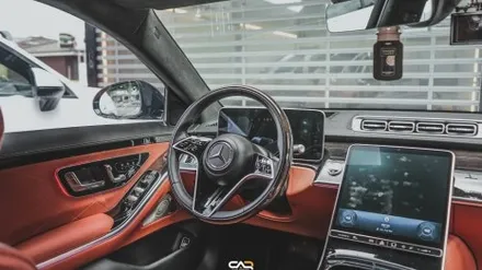 벤츠 S클래스 필수 작업!! 엑티브엠비언트, 4D부메스터트위터, 천장부메스터 엠비언트 - 대구 카인사이드