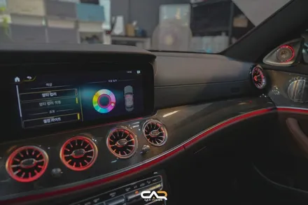 벤츠 E53 AMG (W213) 4D부메스터 전동트위터 및 엠비언트 송풍구로 더욱 스포티한 느낌주기 ! - 대구 카인사이드
