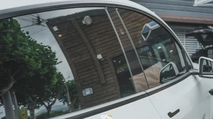 대구 테슬라 썬팅 추천 조합, 측면 부위별 농도를 다르게 세팅해도 되는 이유! - 수성구 카인사이드