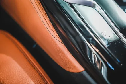 BMW 520i 본넷, 라이트, 실내