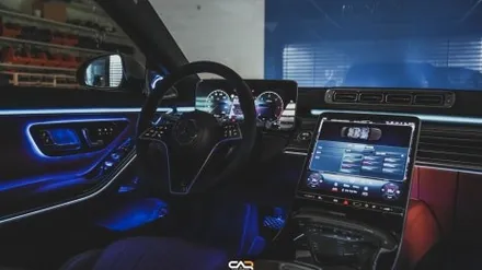 벤츠 W223 S클래스 4D부메스터 트위터 + 엑티브엠비언트 + 피아노트림 작업. 아직도 안 하셨어요?