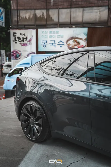 테슬라 모델Y 퍼포먼스 하버캠프 세라믹본드 썬팅 신차패키지로 꼼꼼하게 신차검수 받기 - 대구 카인사이드