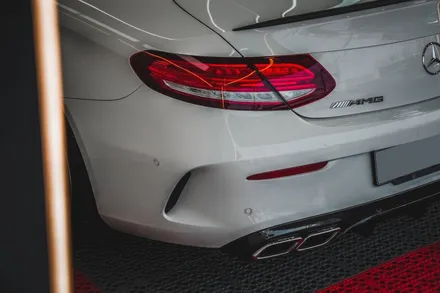 벤츠 C63 AMG 쿠페 (w205) C클래스 송풍구 엠비언트 시공은 대구 레트로핏 시공 전문점 카인사이드에서 !