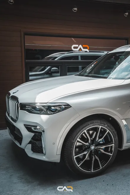 패밀리카의 최강자 BMW X7 40i 솔라가드 퀀텀 썬팅 신차패키지와 크롬 죽이기로 무더위 탈출한 후기 !  - 대구 카인사이드