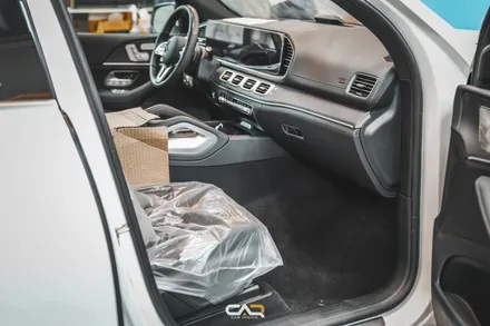 벤츠 GLS 400d 솔라가드 프리미엄 티타늄 썬팅 시공으로 더욱 깔끔하고 세련된 외관 모습 완성하기 ! - 수성구 카인사이드