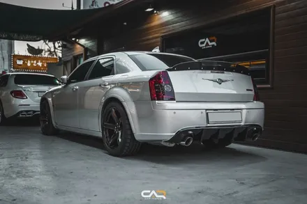 크라이슬러 300C SRT8 틴팅 재시공으로 외관 분위기 전환하기 ! - 대구 카인사이드