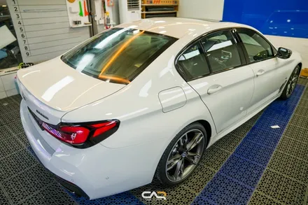BMW M550i 글라스틴트 썬셋 반사 필름 썬팅 시공으로 프라이빗하고 스포티한 느낌주기 ! - 대구 카인사이드