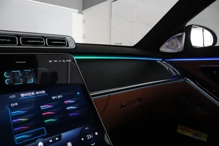 대구 수성구 벤츠 레트로핏 - \'벤츠 W223 S400d 액티브 엠비언트, 4d 전동 부메스터 트위터 시공\'