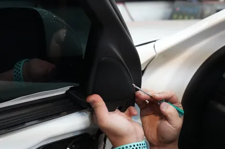 벤츠 S400d (W223) 부메스터 엠비언트 트위터 시공 - S클래스 실내 튜닝으로 프리미엄에 걸맞게 !