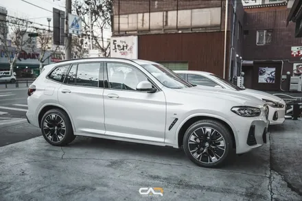 BMW iX3 전기차에 하버캠프 세라믹본드 신차패키지를 통해 세련된 외관 디자인 완성하기 ! - 대구 카인사이드