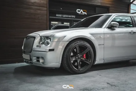 크라이슬러 300C SRT8 틴팅 재시공으로 외관 분위기 전환하기 ! - 대구 카인사이드