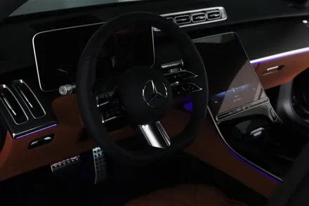 대구 수성구 벤츠 레트로핏 - \'벤츠 W223 S400d 액티브 엠비언트, 4d 전동 부메스터 트위터 시공\'