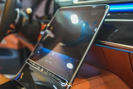 벤츠 S500 (W223) 실내 디스플레이 PPF 시공으로 기스걱정없이 차량 운행하기 ! - 대구 카인사이드
