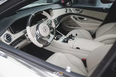 송풍구 엠비언트 라이트 튜닝으로 신형 벤츠의 실내처럼 바뀌게 된 W222 S63AMG ! - 대구 카인사이드
