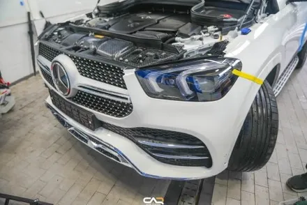 벤츠 GLE 400d (C293) 글라스틴트 레이니블루 반사 필름 시공으로 뜨겁지 않은 여름나기! - 대구 카인사이드
