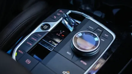BMW iX3 G08 크리스탈 기어노브로 확실한 센터콘솔 포인트 만들기 ! - 대구 카인사이드