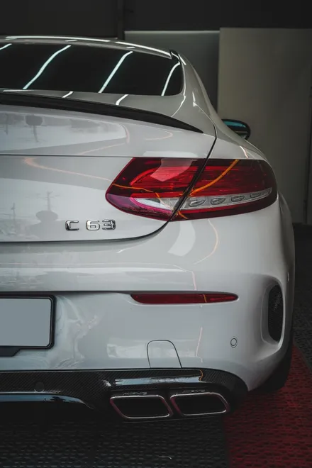 벤츠 C63 AMG 쿠페 (w205) C클래스 송풍구 엠비언트 시공은 대구 레트로핏 시공 전문점 카인사이드에서 !