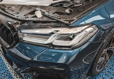 BMW 520i 본넷, 라이트, 실내