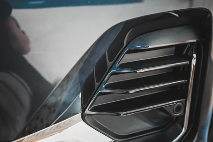 BMW X7 본넷, 라이트, 프론트 범퍼 PPF 필름으로 돌빵 스트레스 없는 드라이빙 ! - 대구 카인사이드