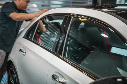 벤츠 A35 AMG 글라스틴트 썬셋과 GT 세로 그릴까지 한번에 신차패키지 시공 ! - 대구 카인사이드