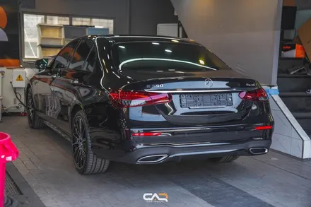 벤츠 E350 (W213) 글라스틴트 선셋 반사필름으로 스포티한 느낌주기 ! - 대구 카인사이드