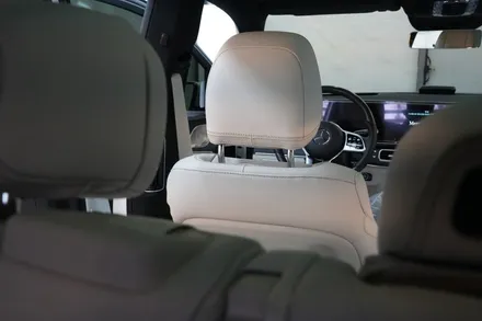 대구 수성구 벤츠 튜닝 - \'벤츠 GLS400d 후석 (2열) 안드로이드 모니터 시공\'